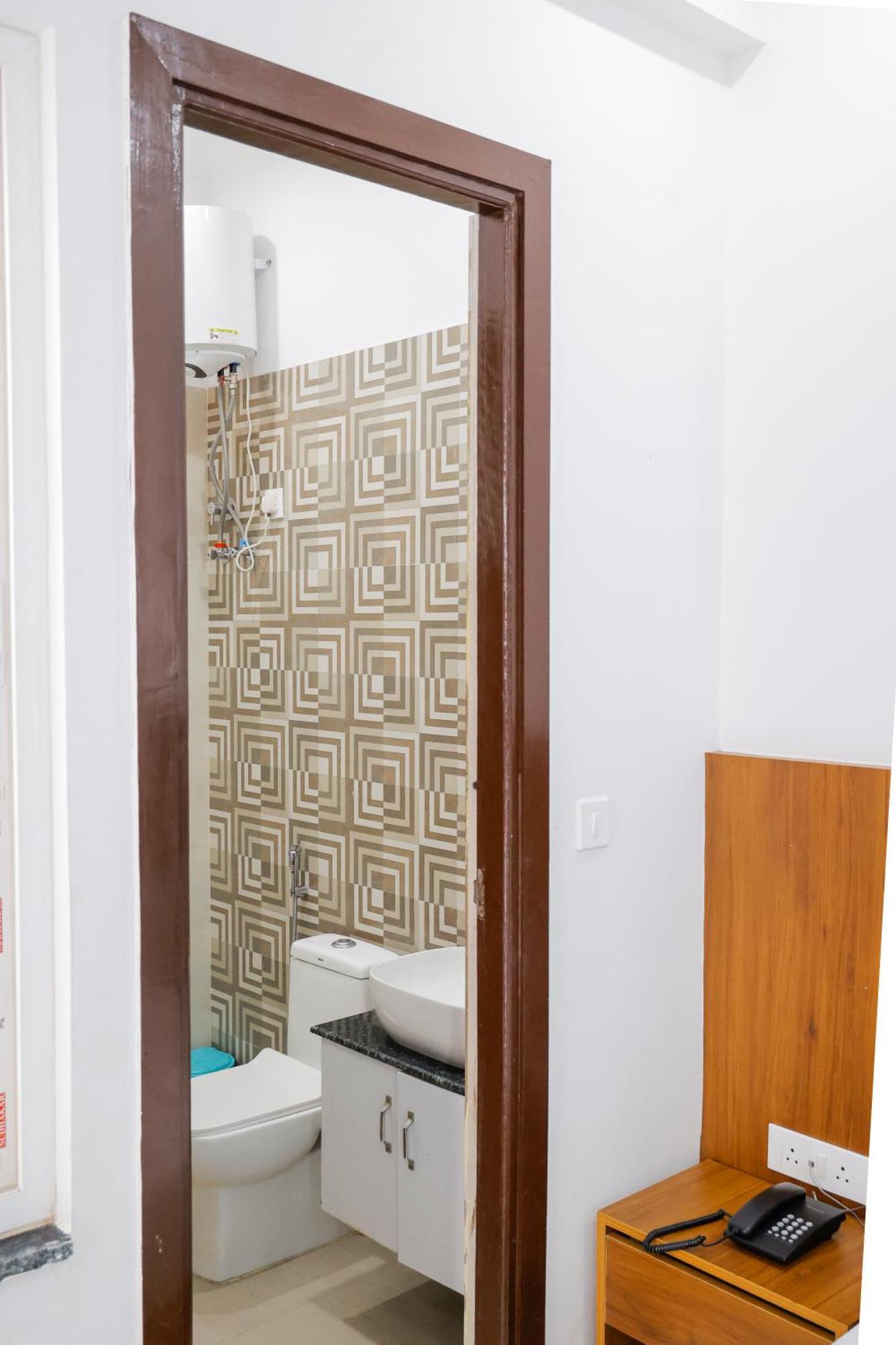 Hotel Parth Inn ริชิเคช ภายนอก รูปภาพ
