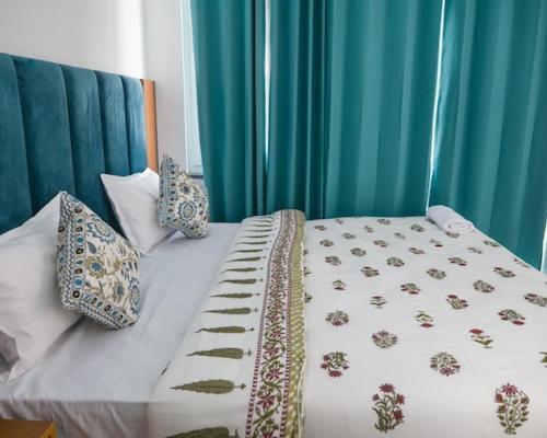 Hotel Parth Inn ริชิเคช ภายนอก รูปภาพ